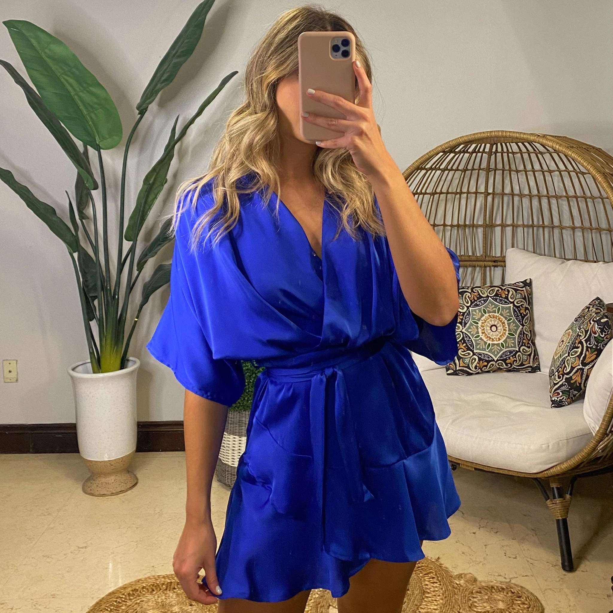 Vestido Zuri: ¡Un rayo de sol para tu armario! Elegancia y frescura, perfecto para cada día. ¡Llévatelo ya!